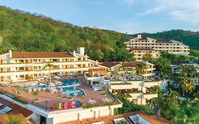 Park Royal Beach Huatulco Reviews